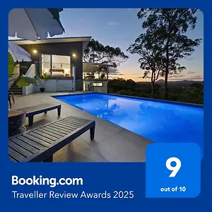 Hinterland Dreamers Poolside Retreat Yandina Creek